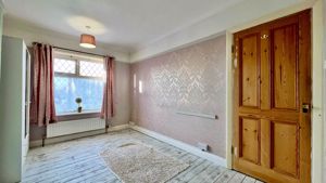 Photo 16- click for photo gallery